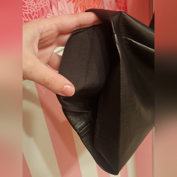 Babaton ARITZIA Faux Leather Pants DISCONTINUED - Picture 4 of 5